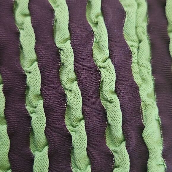 Green Ruffled Women's Top - Picture 10 of 16